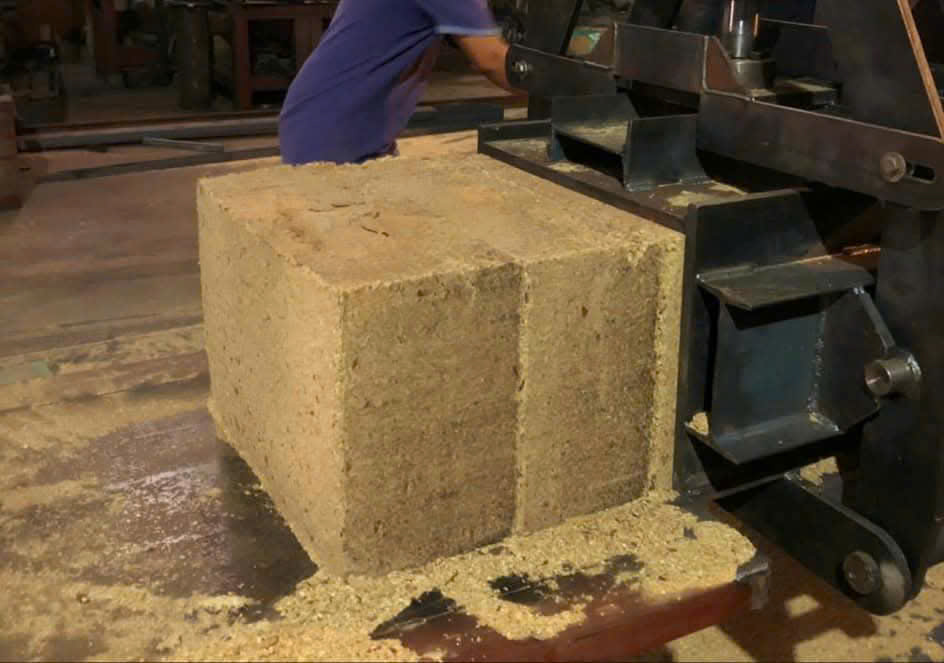 WOOD SHAVINGS