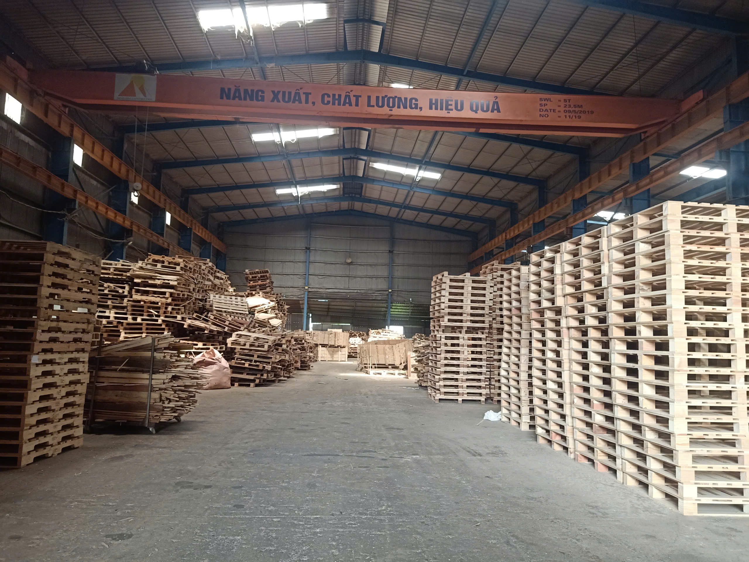WOOD PALLET