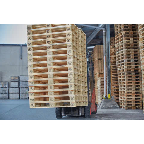 WOOD PALLET